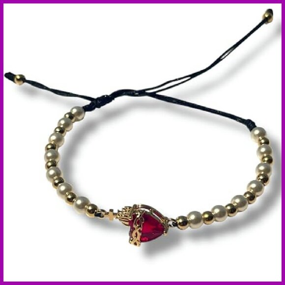 Adjustable Macrame Bracelet with Pearls Gold Beads Charm - Picture 4 of 7